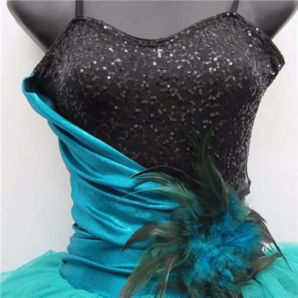 Pre-Owned Dance Costume Curtain Call C182 Large Child Teal Peacock feathers Bal
